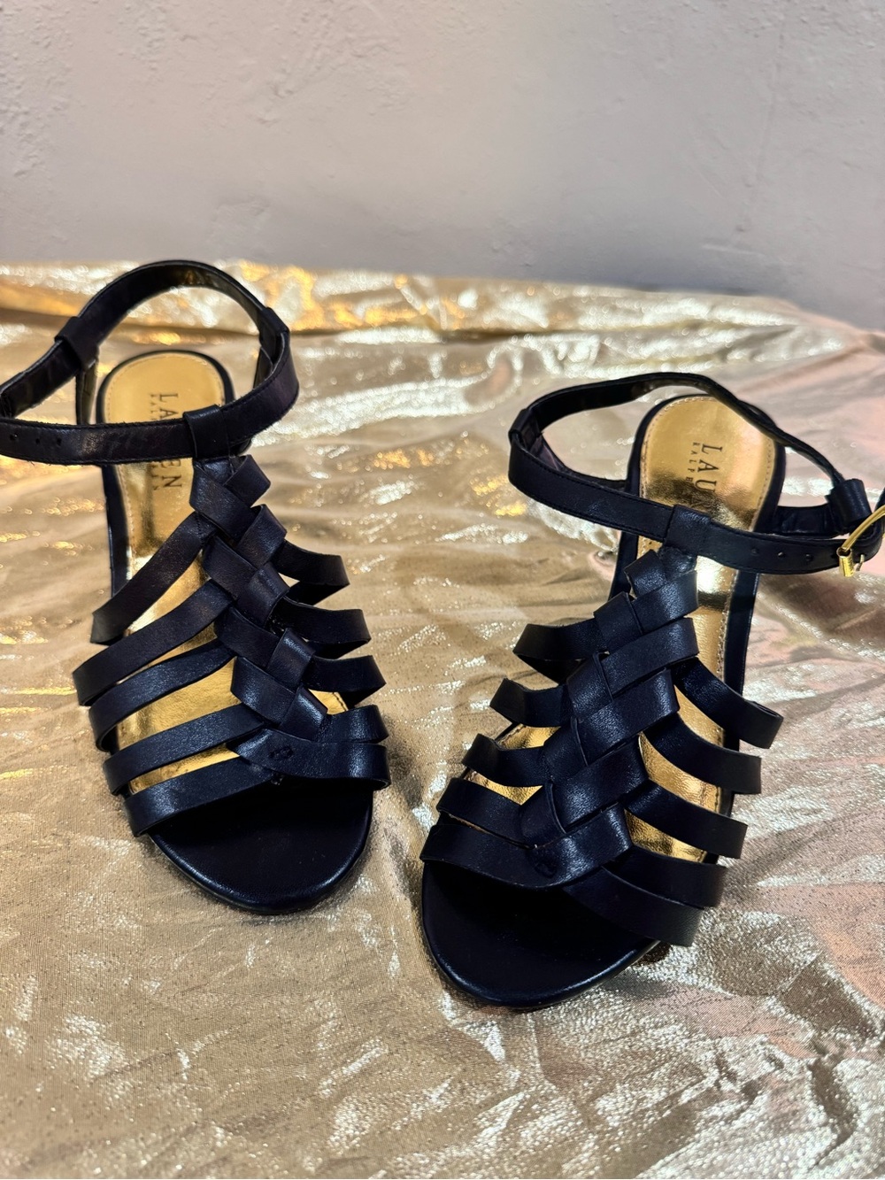 Lauren Ralph Lauren black leather strappy block heel timeless classic size 5.5